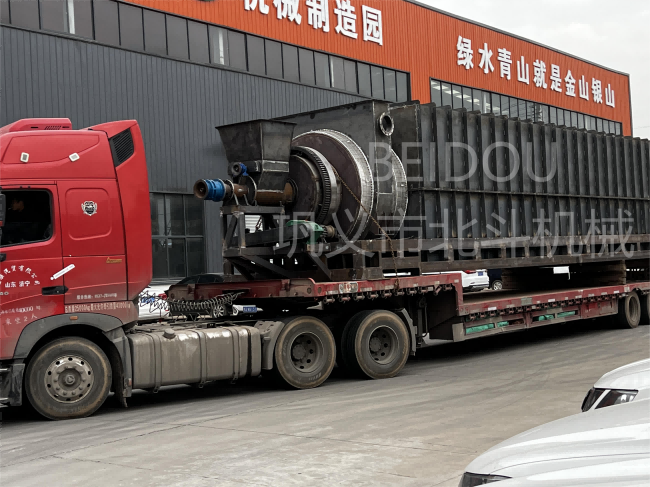 连续式椰壳看片网站观看装车发往海南