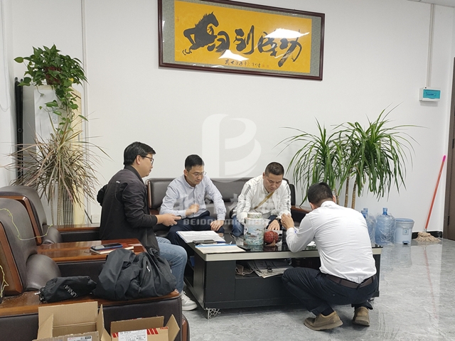 客户前来探秘看片黄全部免费机械电池看片网站观看变废为宝的故事