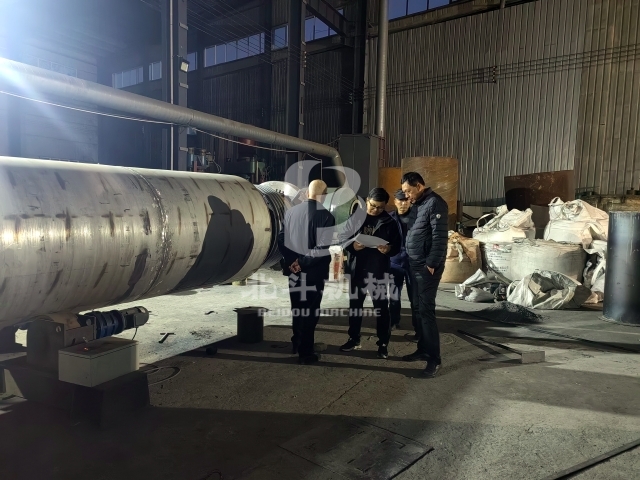 冬夜将至,湖北客户抵厂考察连续式稻壳看片网站观看