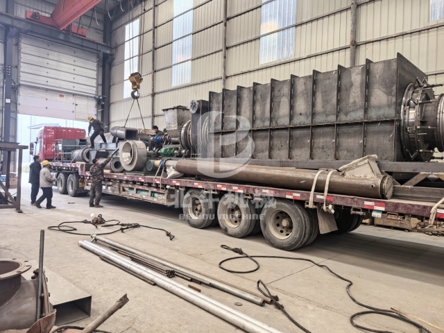 3辆大货车齐上阵,新型连续看片网站观看发货忙不停