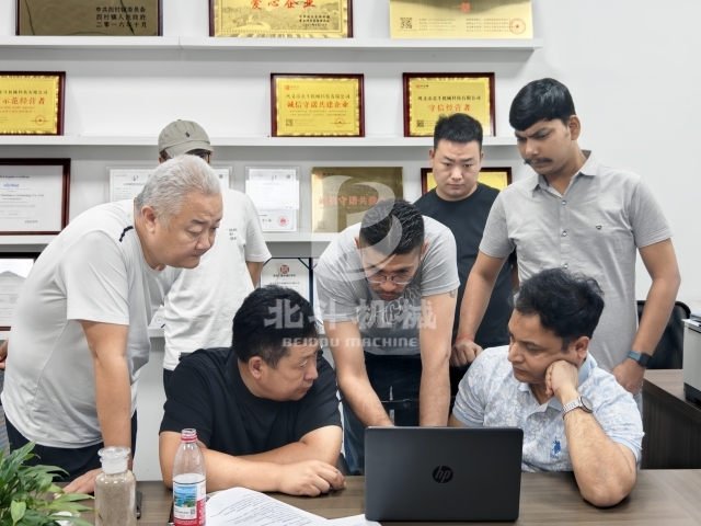 欢迎印度客户来验收看片网站观看